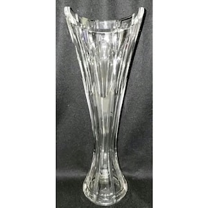 Vase à fleurs en verre taillé transparent, cannelé de 30,5 cm (12 po.) de haut, rare, style art déco, objet de décoration polyvalent, centre de table, idée cadeau