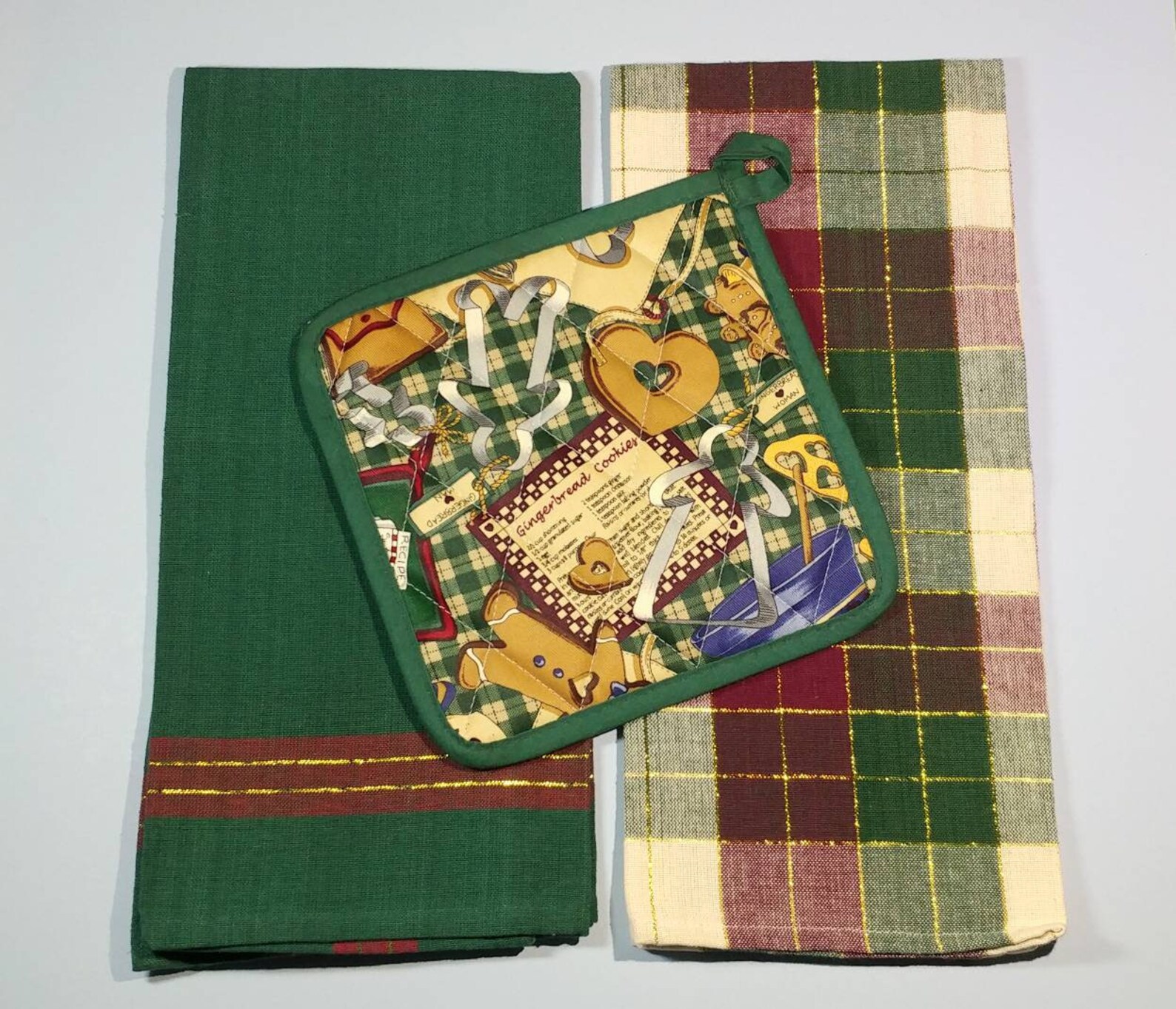 2 Dish Towels & 1 Quilted Potholder Set w/Tartan Plaid Etsy