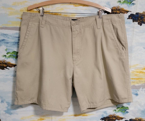 1990s Men s Waist 38 Rise 12 Inseam 6.5 Khaki tan Cotton Bermuda