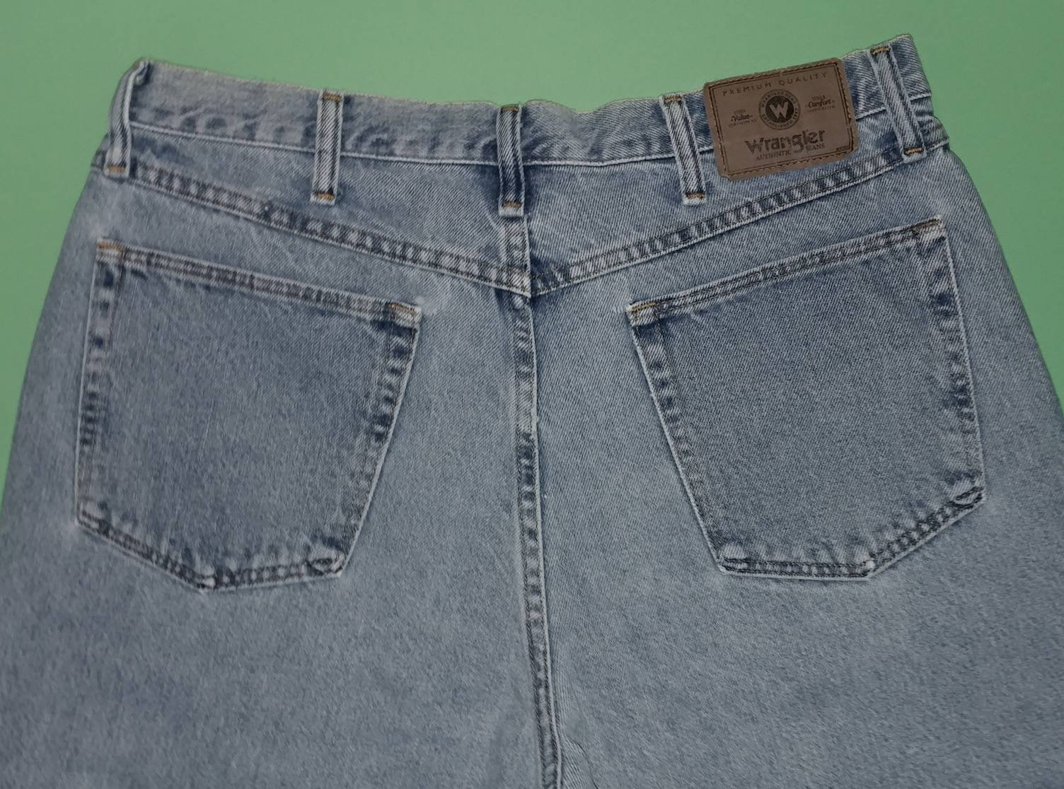 12.5 Authentic WRANGLER Premium 