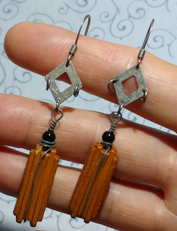 Pewter wire for store jewelry making