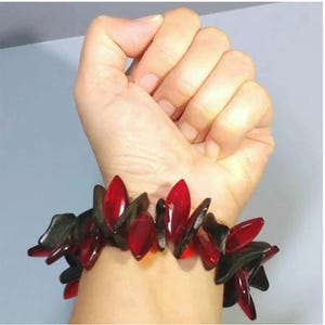 Red Spike Glass & Black Stone Chip Beads/ Memory Wire Bracelet Trending Unisex Cosplay Goth Warrior Emo Gothic Grunge Spikey Rocker Costume
