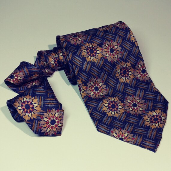 Elegant 100 Silk Dress Necktie Jhane Barnes Navy Blue Color