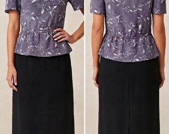 1990er Jahre Schößchen Kleid Büste 38, Kurzarm Pullover Ausschnitt Abstrakter Blumen Print Top Rückenschlitz schwarzer Rock Knielang, pflegeleichtes Polyester