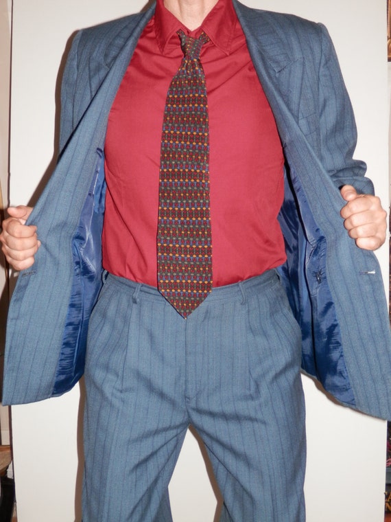 2 Pc Pinstripe Blue Dress Suit Dinner Jacket & Pants 55% Polyester 45% Wol Streep Stof Voor Heren Pak Buy