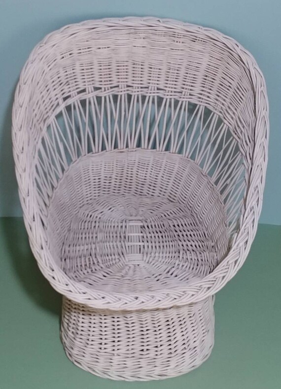 Wicker clearance scoop chair