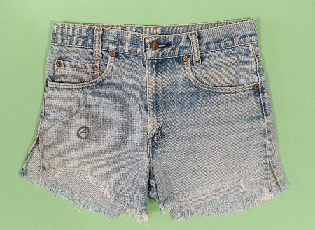 1990s Levi 28W Inseam 3 Rise 11 Blue Denim Cut off Jean Shorts - Etsy