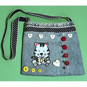 6 x 7" handgemaakte blauwe denim mini-jeanstas met patch tijgerwelp, knopen, grosgrain lintband, geüpcycled, origineel, grillig meisjescadeau