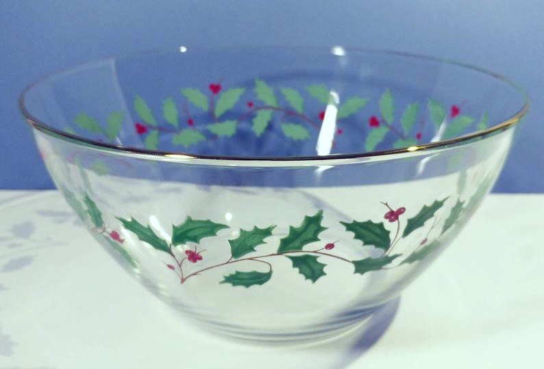 1980s 9x4.5 Christmas Glass Salad/Mixing Bowl by ARCOROC w/Holly Berry Pattern Cris d'Arques France Holiday Glassware Dinnerware Serveware image 4