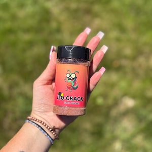 Mikes Iso-Crack | Isopod Food, Isopod Treat, Premium Bug Food, Insect Food, Arthropod Diet, Pod, Springtail Food, Springtail Diet, Bioactive