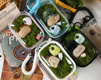 Lucky Stone Pet Hanging Ornament: Stress Relief Desktop Decor