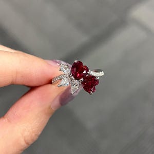 Conjuntos de alianças de casamento de rubi delicado de 2 quilates, prata esterlina, anel de noivado em forma de coração, anel de empilhamento