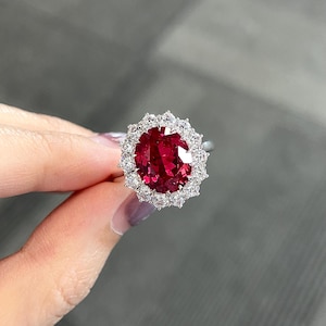 6.6 Carat Lab Grown Oval Cut Ruby Engagement Ring,Vintage Halo Red Gemstone Ring,925 Solid Sterling Silver Ring,Diana Ring,Ruby Cluster Ring