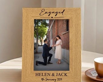 Engagement Photo Frame & Plaque, Personalised Engagement Gift, Custom 4x6 5x7 Wooden Engagement Picture Frame, Gift for Engaged Couple