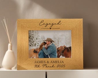 Engagement Gift, Engagement Photo Frame, Personalised Engaged Couple Gift, Engaged Keepsake Picture Frame, Newly Engaged Gifts