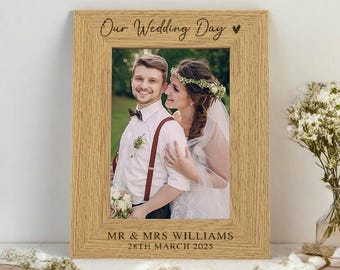 Personalized Wedding Gift for Couples, Wedding Picture Frame, Engraved Anniversary Picture Frame, Wedding Photo Frame with Date