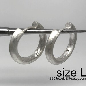 Hard rock hoop earrings, large huggie hoop earrings for men, fake gauge earrings, round hoop earrings, Johnny Depp inspired, E190JN/BYR