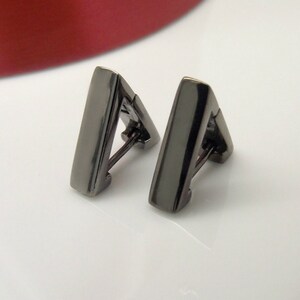 Obsidian magma triangle hoop earring, men&#39;s hoop earrings, tiny hoop earring, cartilage earring, tragus hoop, geometric hoops,   E230SB