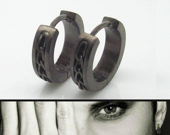 Men's Black Gold Huggie Hoop Earrings - Chain Inlay Earrings for Men - Men's Earrings - Chain Hoop Earrings - Medium (E149MB)