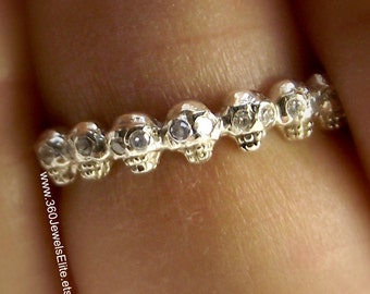 Diamond Eyes Skull Eternity Ring - 14K White Gold Ring - Tiny Ring - Goth Stack Ring - Alternative Wedding Ring - Diamond Skull - Gold Skull