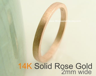 Have a rose gold wedding with this 2mm vintage rose gold ring