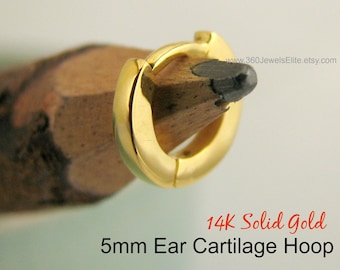 Orecchino per cartilagine, orecchino a cerchio per cartilagine Aurora Combustion, orecchino a cerchio per elica, anello per cartilagine, orecchino per trago, piccolo cerchio in oro 14K, E007SY