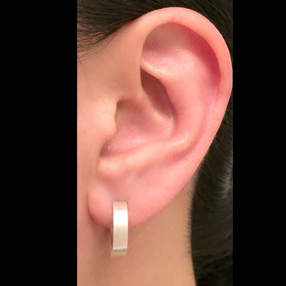Stretched cartilage deals piercing