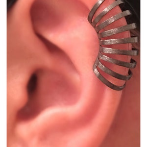 Men's ear cuff, black turbine coil ear cuff, men's earrings, men's stud earrings, cartilage earring, non piercing earring, black gold 103D