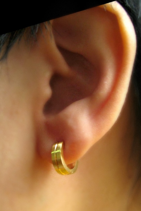Gents Single 18K Yellow Gold Diamond Hoop Earring             229A 