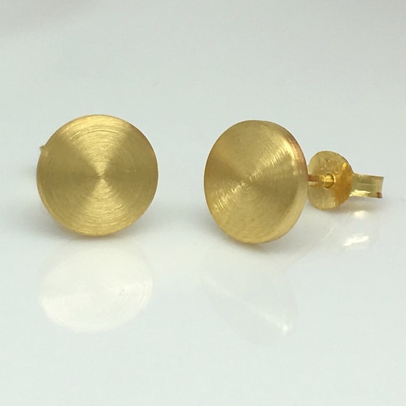 Men's plain gold stud earrings discount