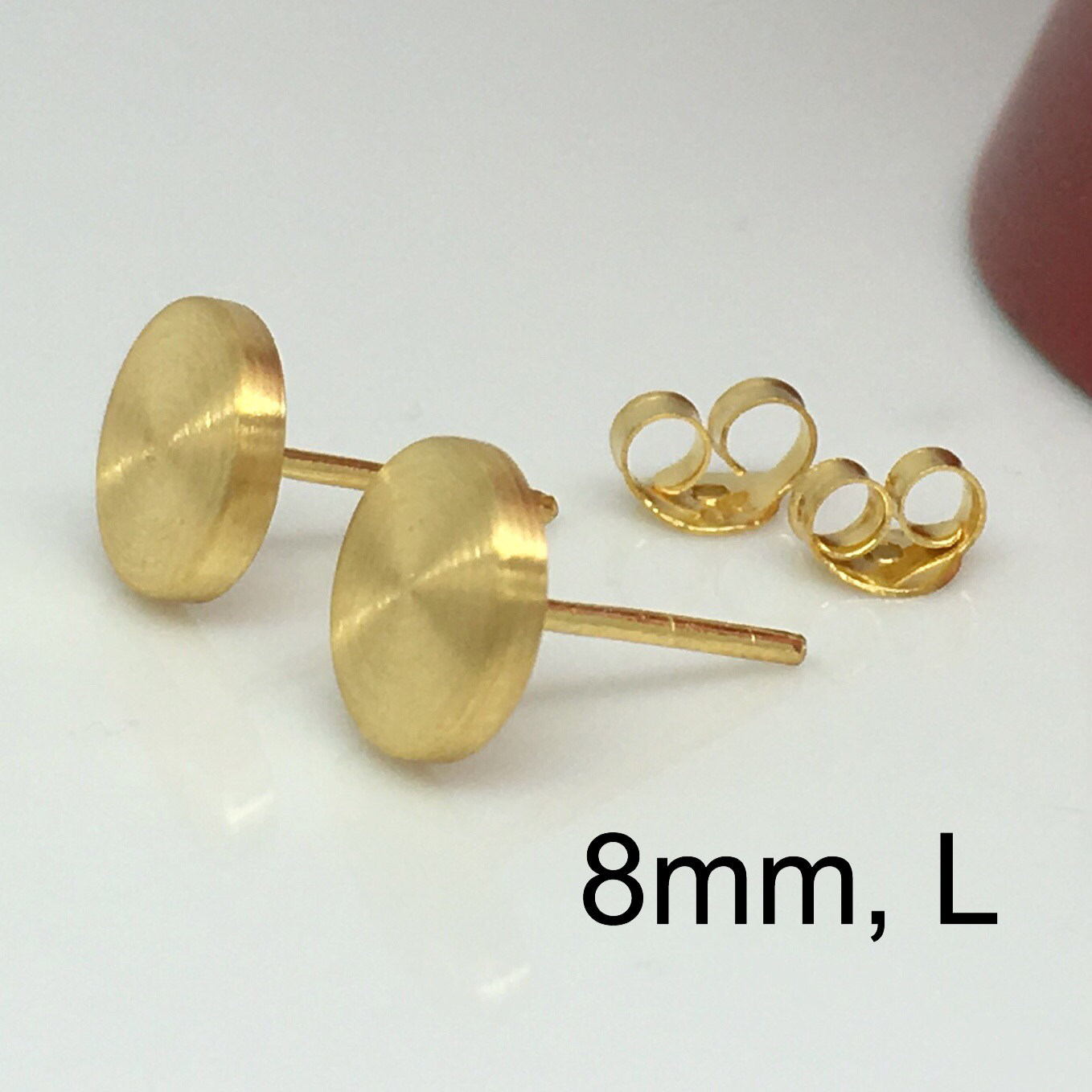 Gents gold shop stud