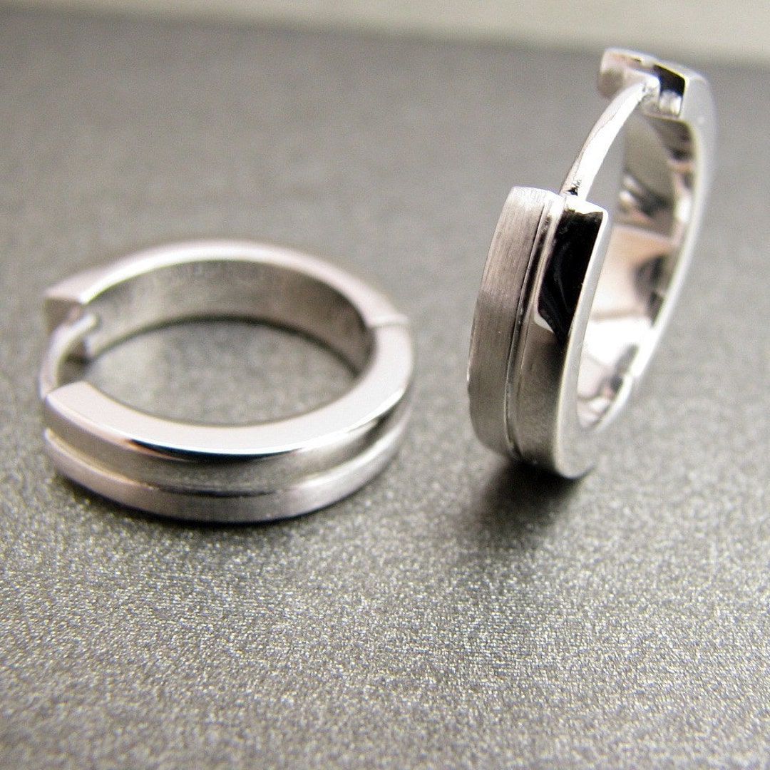 Buy best Hand ring online | Kalyan Jewellers