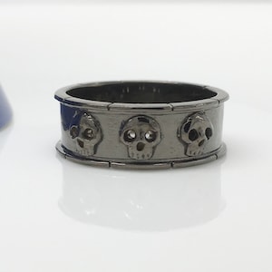 Black skull ring, immortal pledge skull ring, unique wedding band, men&#39;s wedding ring, men&#39;s skull ring, skull eternity ring