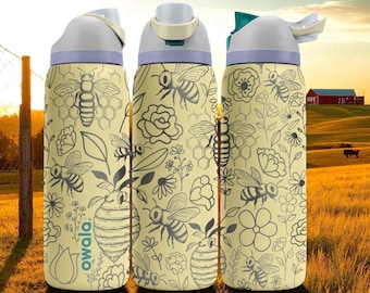 Bee and Flower Owala Bottle – Engraved Yellow Nature-Inspired Water Bottle – Honeycomb Floral Design 16oz 24oz 32oz 40oz