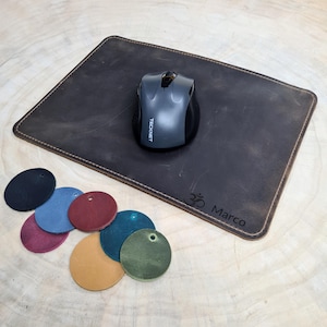 Personalizable 45 x 15 cm leather mouse pad PEET NR2 - Handmade mouse pad - with embossing