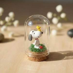 Sn.oop.y And Woo.d.s.tock Miniature Glass Cloche Terrarium Figurine - Peanuts Fan Gift - Cute Desk Decor Home Accent
