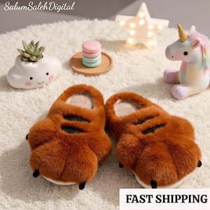 Pantuflas de oso divertidas / Zapatillas de casa mullidas / Cómodas pantuflas de disfraz de animal / Regalo novedoso único para ella/él