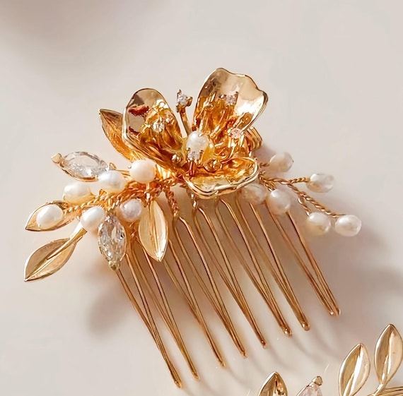 Elegant Gold Bridal Hairpin With Freshwater Pearls| Handmade  display picture 3