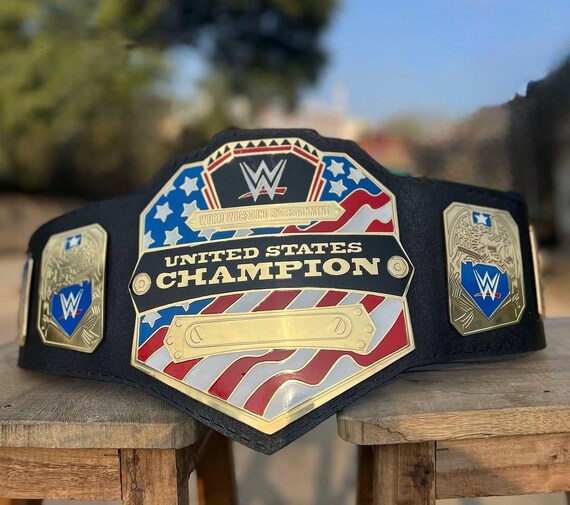 WWE レプリカベルト WWE米国王座レプリカベルト：大人サイズ、真鍮プレート、PUレザー
