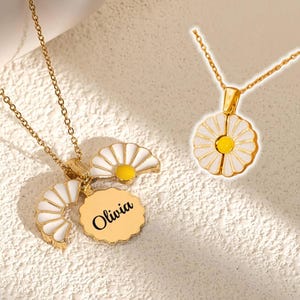 Personalized Daisy Necklace,Hidden Secret Message Daisy Necklace,Name Necklace Gift For Her,Popular Gold Daisy,Mothers Day Gift,For Kids