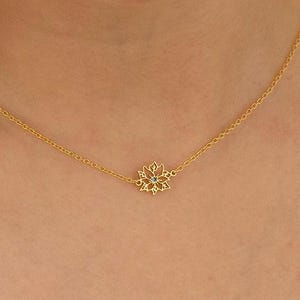 Birthflower Necklace With Birthstone,Multi-birthflower Necklace,Birthday Necklace For Mom,Birthflower Pendant,Mother&#39;s Day Gift,For Nanny