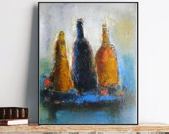 Bodegón de botellas azules y amarillas: Cuadro para cocina de estilo rústico moderno