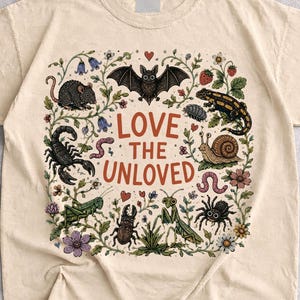 Camiseta Love The Unloved, Camiseta Love The Unloved, Estilo Cottagecore de ciempiés, Camiseta Love The Unloved, Camiseta Love The Unloved Bug, Camiseta de naturaleza
