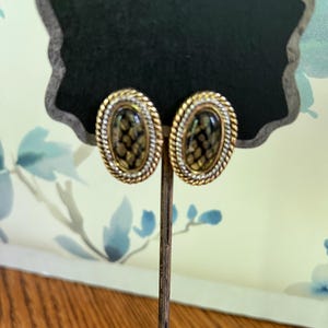 Vintage Oval Gold/Silver Tone Clip-on Earrings