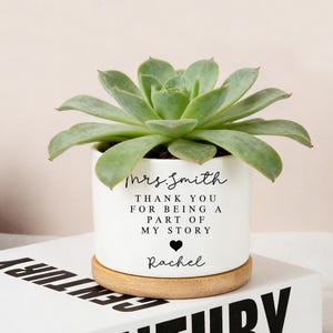 Custom Thank You For Helping Me Grow Planter, Personalized Desk Flower Pot, Teacher Gift ,End of Year Appreciation Present