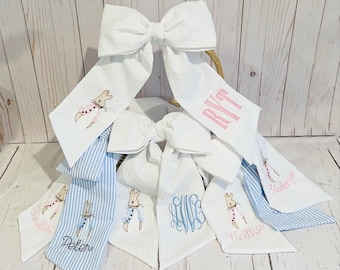 Custom seersucker personalized monogrammed basket bow.  Perfect Easter, strollers, baby carriers, baby showers, wedding, gifts and more