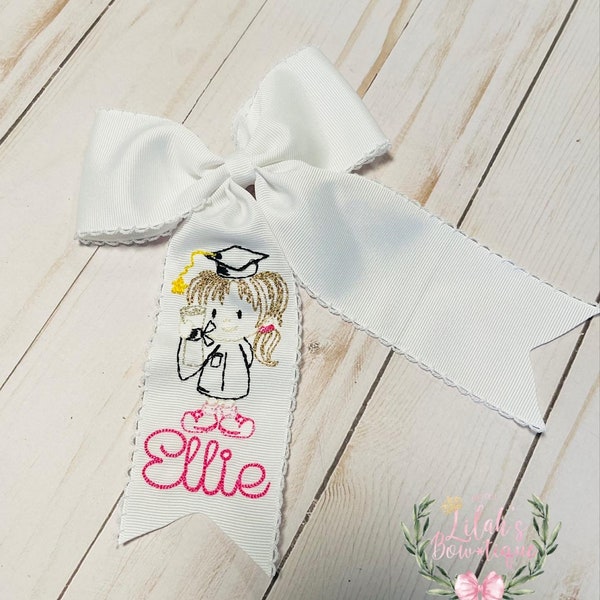 Custom embroidered personalized graduation girl moonstitch ribbon hair bow, preschool, kindergarten