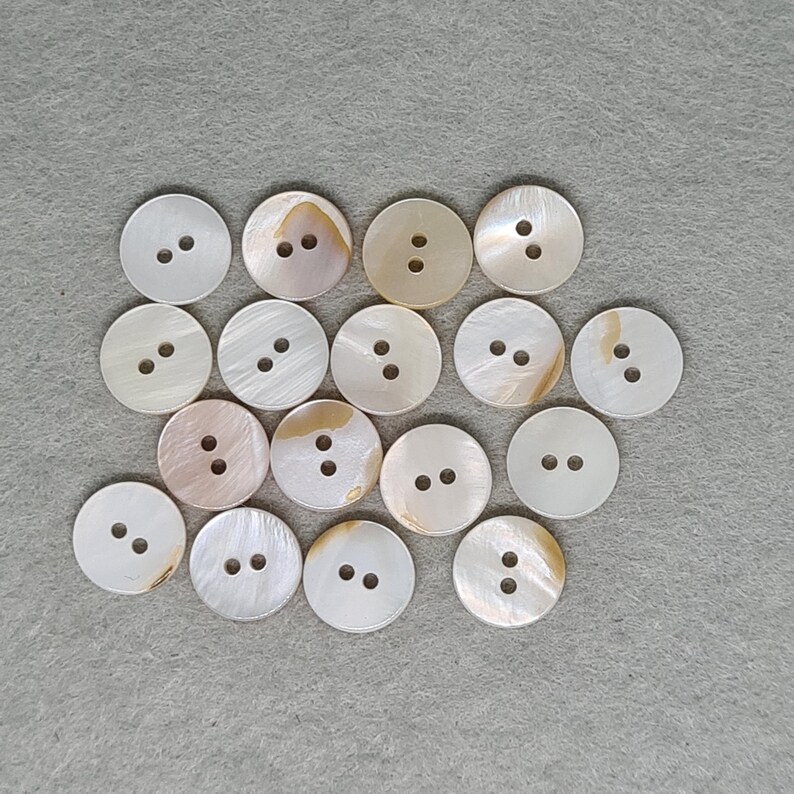 Subtle Filled Buttons 9 Pieces Real Shell Buttons, 11.5mm White/cream Iridescent Round 2-hole ...