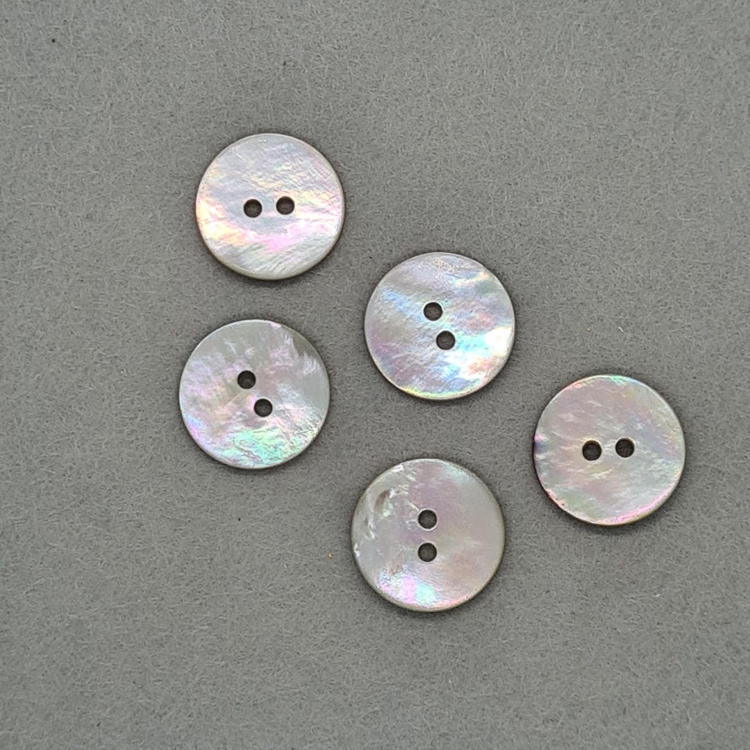 Real Shell Buttons, 19mm Iridescent Round 2-hole Sewing Craft Buttons ...