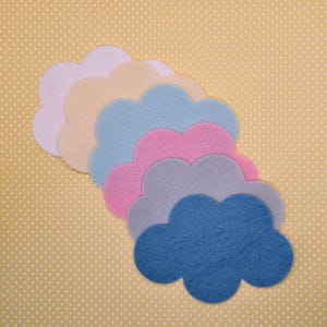NUAGES EN FEUTRE découpés, blanc rose bleu menthe gris jaune, décorations en feutre découpés, appliqués, guirlande, formes à accrocher au mur 8,75 x 6,25 cm